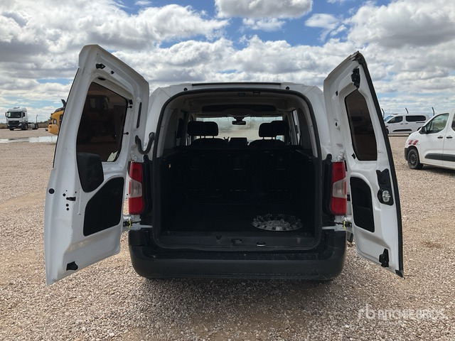 2022 Toyota Proace City Verso 5 Passenger Van - Minibus, Mikrobus: obrázek 5 2022 Toyota Proace City Verso 5 Passenger Van - Minibus, Mikrobus: obrázek 5
