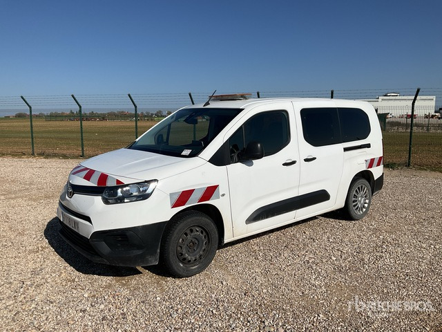 2022 Toyota Proace City Verso 5 Passenger Van - Minibus, Mikrobus: obrázek 3 2022 Toyota Proace City Verso 5 Passenger Van - Minibus, Mikrobus: obrázek 3