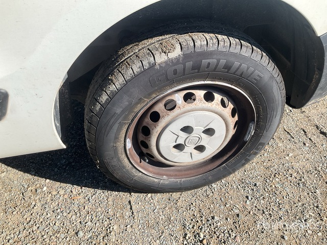 2015 Fiat Fiorino Van Truck - Dodávka: obrázek 4 2015 Fiat Fiorino Van Truck - Dodávka: obrázek 4