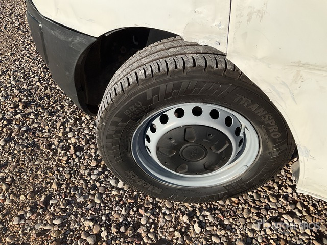 2015 Ford Transit Custom Cargo Van - Dodávka: obrázek 5 2015 Ford Transit Custom Cargo Van - Dodávka: obrázek 5