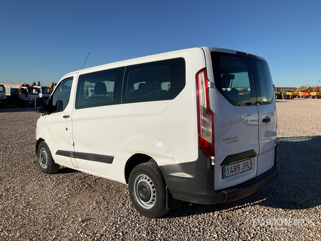 2015 Ford Transit Custom Cargo Van - Dodávka: obrázek 3 2015 Ford Transit Custom Cargo Van - Dodávka: obrázek 3