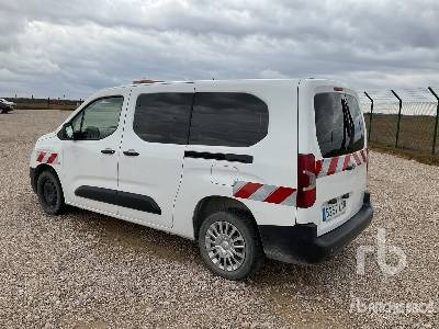 TOYOTA PROACE CITY VER 5 - Osobní auto: obrázek 2 TOYOTA PROACE CITY VER 5 - Osobní auto: obrázek 2