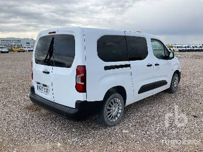 TOYOTA PROACE - Furgon: obrázek 3 TOYOTA PROACE - Furgon: obrázek 3