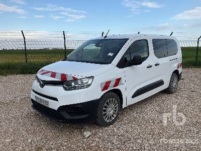 TOYOTA PROACE - Furgon: obrázek 1 TOYOTA PROACE - Furgon: obrázek 1