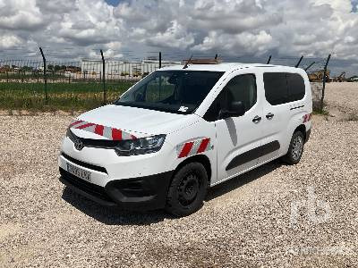 TOYOTA PROACE - Furgon: obrázek 1 TOYOTA PROACE - Furgon: obrázek 1