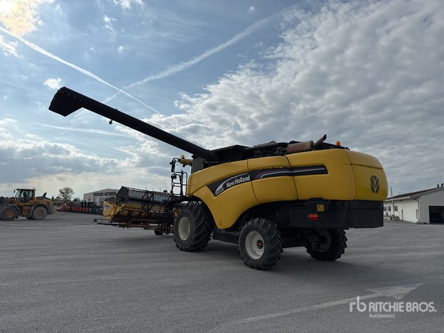 2003 New Holland CX8.80 Mietitrebbia - Sklízecí mlátička: obrázek 4 2003 New Holland CX8.80 Mietitrebbia - Sklízecí mlátička: obrázek 4