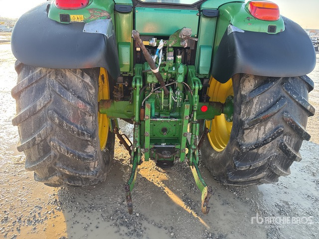 2005 John Deere 6520 4WD Tractor - Traktor: obrázek 4 2005 John Deere 6520 4WD Tractor - Traktor: obrázek 4