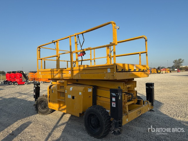 2007 Haulotte H12SX Diesel (Inoperable) Scissor Lift - Nůžková plošina: obrázek 3 2007 Haulotte H12SX Diesel (Inoperable) Scissor Lift - Nůžková plošina: obrázek 3