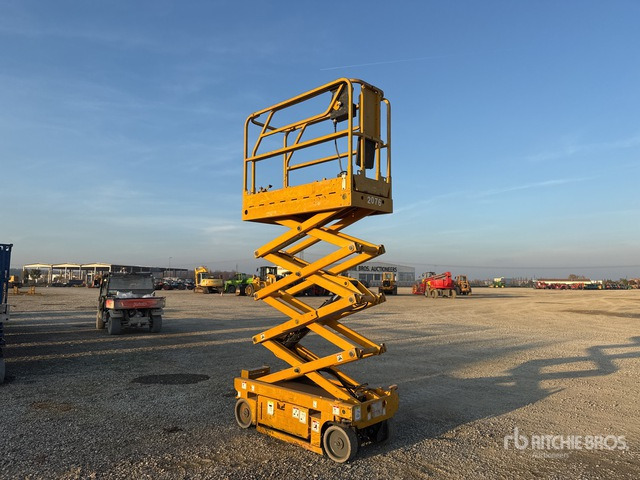 2008 Haulotte Optimum 8 Electric Scissor Lift - Nůžková plošina: obrázek 3 2008 Haulotte Optimum 8 Electric Scissor Lift - Nůžková plošina: obrázek 3