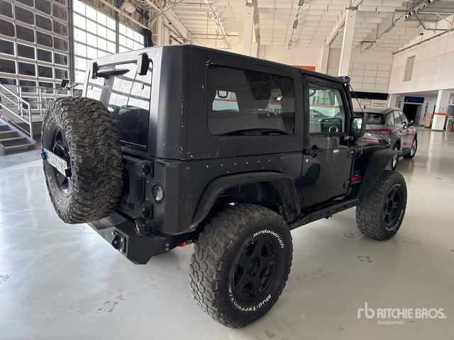 2009 Chrysler Jeep Wrangler Rubicon SUV Sport Utility Vehicle - SUV: obrázek 4 2009 Chrysler Jeep Wrangler Rubicon SUV Sport Utility Vehicle - SUV: obrázek 4