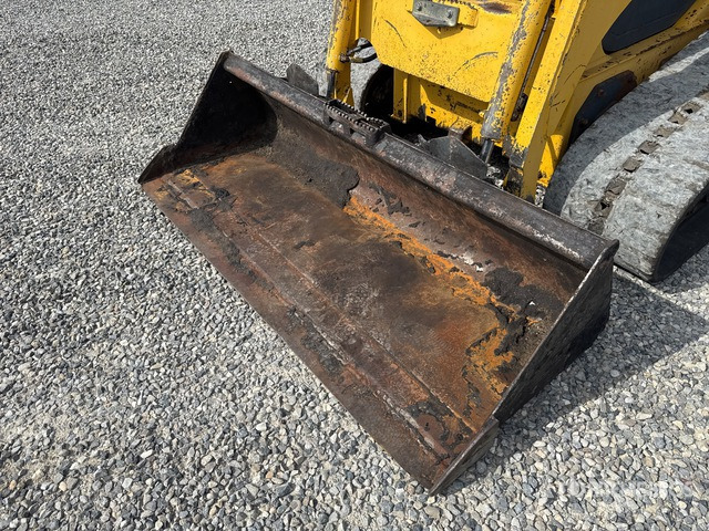 2009 Komatsu CK35 High Flow Compact Track Loader - Smykem řízený nakladač pásový: obrázek 5 2009 Komatsu CK35 High Flow Compact Track Loader - Smykem řízený nakladač pásový: obrázek 5