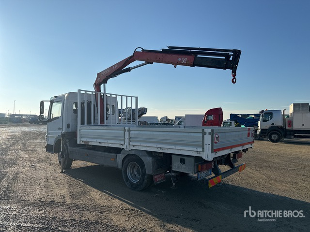 2009 Mercedes-Benz MB 818 K 2009 Fassi F65A.23 2710 kg on 4x2 Flatbed Truck with Crane - Nákladní automobil valníkový/ Plošinový, Auto s hydraulickou rukou: obrázek 3 2009 Mercedes-Benz MB 818 K 2009 Fassi F65A.23 2710 kg on 4x2 Flatbed Truck with Crane - Nákladní automobil valníkový/ Plošinový, Auto s hydraulickou rukou: obrázek 3