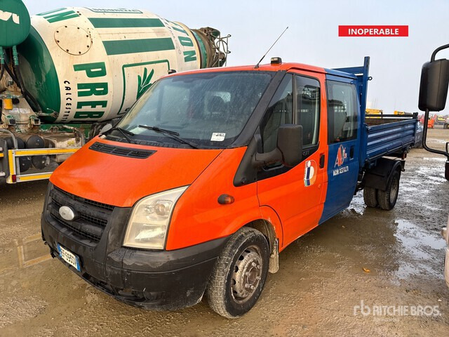 2011 Ford Transit (Inoperable) Dump Truck: Light Duty - Sklápěč: obrázek 2 2011 Ford Transit (Inoperable) Dump Truck: Light Duty - Sklápěč: obrázek 2