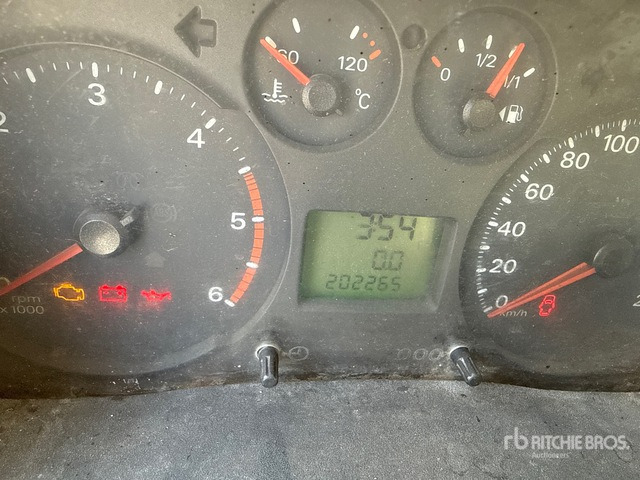 2011 Ford Transit (Inoperable) Dump Truck: Light Duty - Sklápěč: obrázek 3 2011 Ford Transit (Inoperable) Dump Truck: Light Duty - Sklápěč: obrázek 3