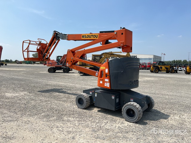 2011 Haulotte HA15IP Electric Articulating Boom Lift - Kloubová plošina: obrázek 4 2011 Haulotte HA15IP Electric Articulating Boom Lift - Kloubová plošina: obrázek 4