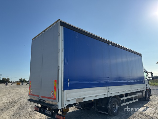 2011 Iveco Eurocargo 160E28 4x2 Curtain Side Truck - Plachtový nákladní auto: obrázek 5 2011 Iveco Eurocargo 160E28 4x2 Curtain Side Truck - Plachtový nákladní auto: obrázek 5