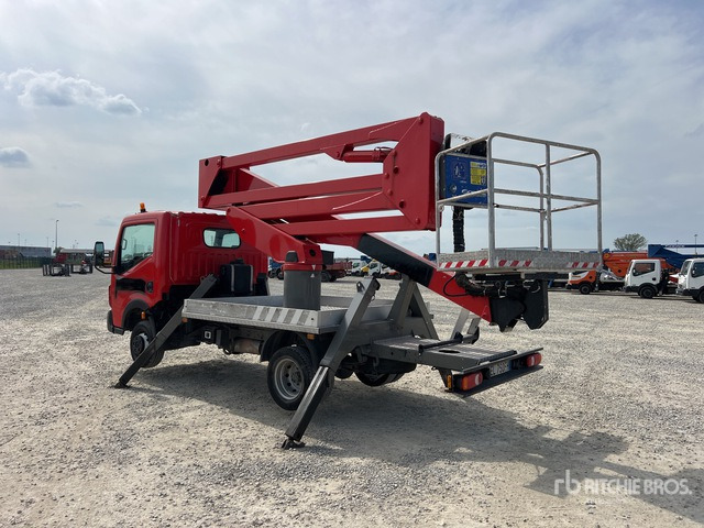 2011 Renault Maxity 2011 Socage DA320 20 m on Bucket Truck - Autoplošina: obrázek 3 2011 Renault Maxity 2011 Socage DA320 20 m on Bucket Truck - Autoplošina: obrázek 3