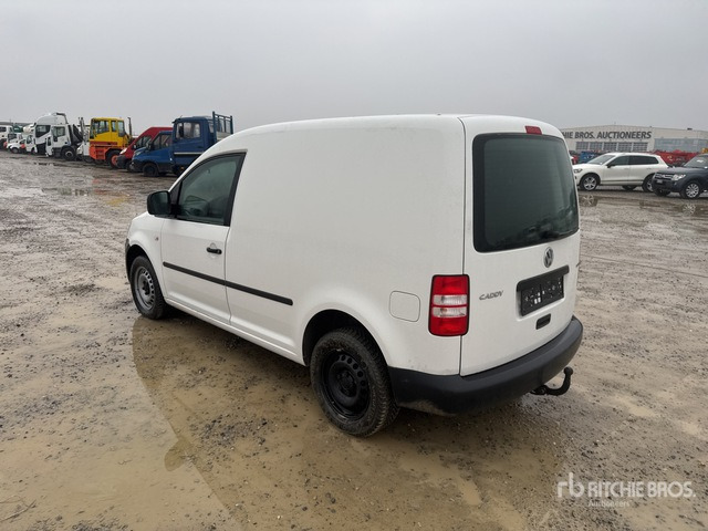 2011 Volkswagen Caddy CNG Van Truck - Skříňový nákladní auto: obrázek 2 2011 Volkswagen Caddy CNG Van Truck - Skříňový nákladní auto: obrázek 2
