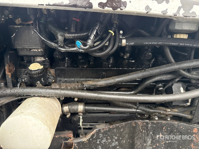 2012 Lamborghini R2.90 4WD Tractor - Traktor: obrázek 5 2012 Lamborghini R2.90 4WD Tractor - Traktor: obrázek 5