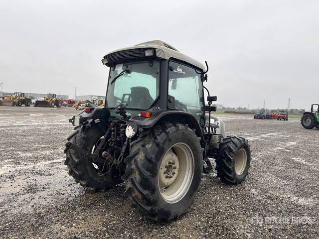 2012 Lamborghini R2.90 4WD Tractor - Traktor: obrázek 3 2012 Lamborghini R2.90 4WD Tractor - Traktor: obrázek 3