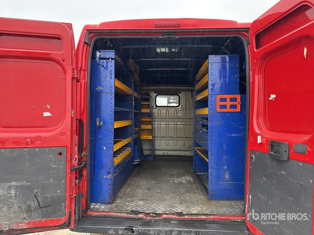 2012 Peugeot Boxer Van Truck - Skříňový nákladní auto: obrázek 4 2012 Peugeot Boxer Van Truck - Skříňový nákladní auto: obrázek 4