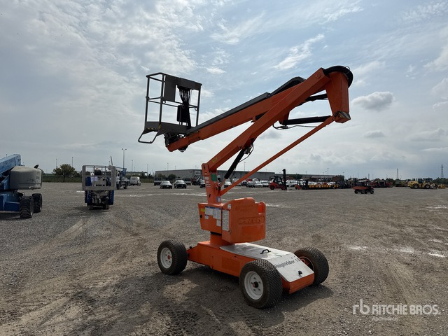 2013 Nifty-Lift HR12NE Electric Articulating Boom Lift - Kloubová plošina: obrázek 4 2013 Nifty-Lift HR12NE Electric Articulating Boom Lift - Kloubová plošina: obrázek 4
