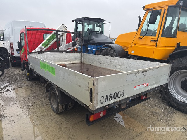 2013 Nissan Cabstar 35.12 (Inoperable) Flatbed Truck with Crane - Nákladní automobil valníkový/ Plošinový: obrázek 3 2013 Nissan Cabstar 35.12 (Inoperable) Flatbed Truck with Crane - Nákladní automobil valníkový/ Plošinový: obrázek 3