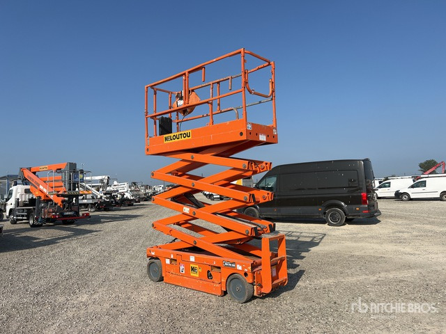 2015 Haulotte Compact 10 Electric Scissor Lift - Nůžková plošina: obrázek 4 2015 Haulotte Compact 10 Electric Scissor Lift - Nůžková plošina: obrázek 4