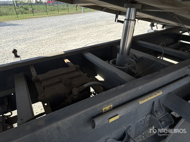 Dodávka sklápěč 2015 Iveco Daily 35-110 Autocarro ribaltabile: carichi leggeri: obrázek 6 Dodávka sklápěč 2015 Iveco Daily 35-110 Autocarro ribaltabile: carichi leggeri: obrázek 6