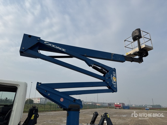 2015 Nissan Cabstar 35.12 2015 Socage DA324 24 m on Bucket Truck - Autoplošina: obrázek 5 2015 Nissan Cabstar 35.12 2015 Socage DA324 24 m on Bucket Truck - Autoplošina: obrázek 5