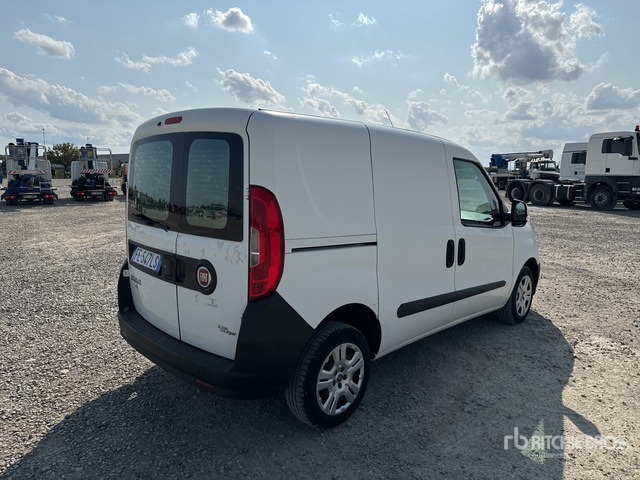 2016 Fiat Doblo Autocarro furgonato - Malá dodávka: obrázek 5 2016 Fiat Doblo Autocarro furgonato - Malá dodávka: obrázek 5