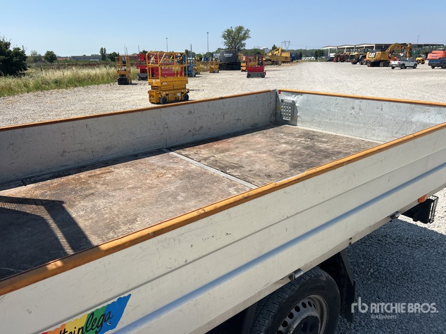Dodávka valník 2016 Iveco Daily 35S11 Crew Cab Flatbed Truck: obrázek 6