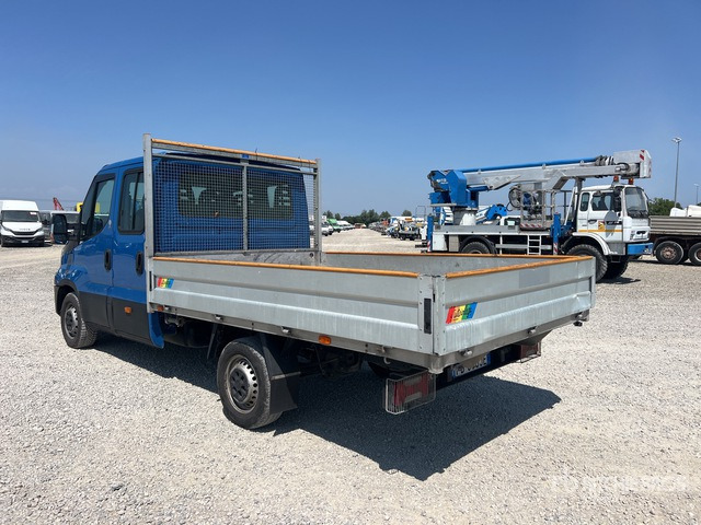 2016 Iveco Daily 35S11 Crew Cab Flatbed Truck - Dodávka valník: obrázek 4 2016 Iveco Daily 35S11 Crew Cab Flatbed Truck - Dodávka valník: obrázek 4