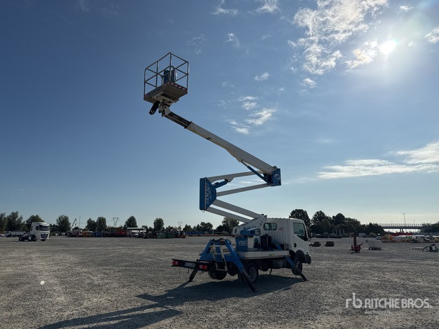2016 Nissan Cabstar 35.12 2014 Socage DA320 20 m on Bucket Truck - Autoplošina: obrázek 3 2016 Nissan Cabstar 35.12 2014 Socage DA320 20 m on Bucket Truck - Autoplošina: obrázek 3