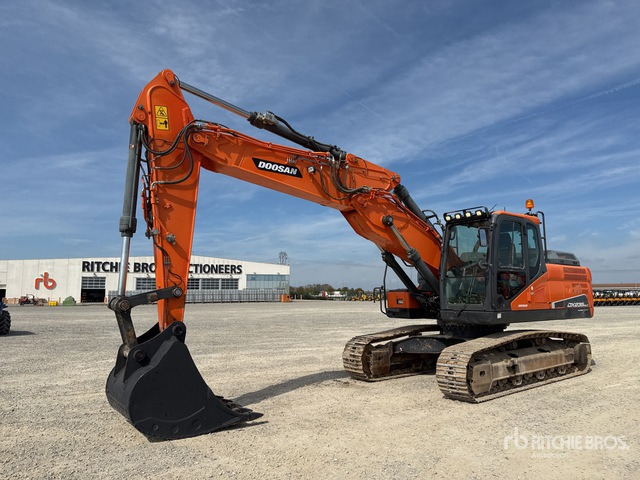 2017 Doosan DX235NLC-5 Escavatore cingolato - Pásové rýpadlo: obrázek 1 2017 Doosan DX235NLC-5 Escavatore cingolato - Pásové rýpadlo: obrázek 1