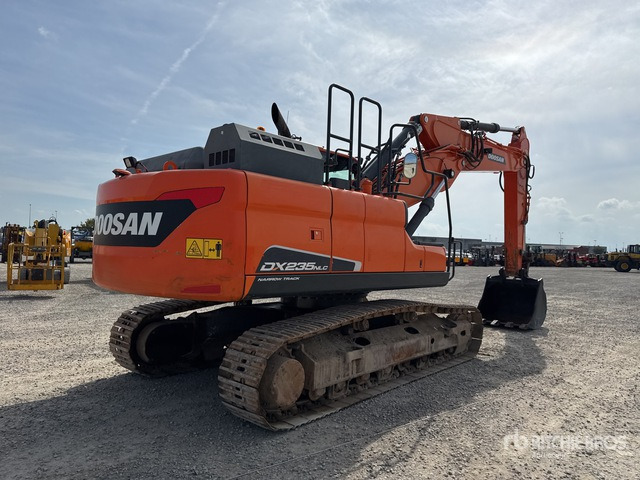 2017 Doosan DX235NLC-5 Escavatore cingolato - Pásové rýpadlo: obrázek 3 2017 Doosan DX235NLC-5 Escavatore cingolato - Pásové rýpadlo: obrázek 3