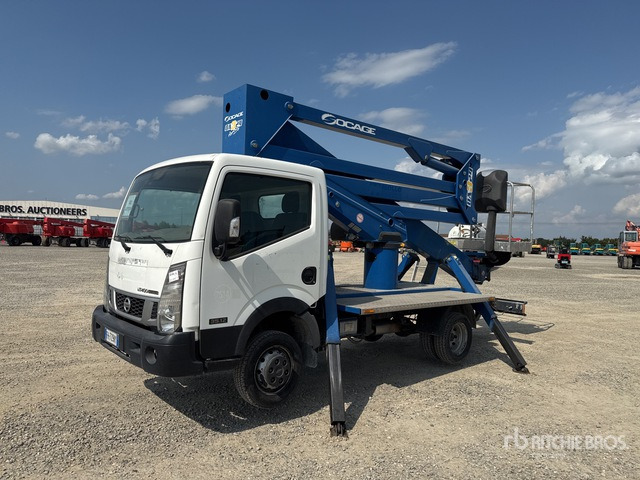 2017 Nissan Cabstar Cabstar 35.12 2017 Socage DA 324 24 m on Bucket Truck - Autoplošina: obrázek 1 2017 Nissan Cabstar Cabstar 35.12 2017 Socage DA 324 24 m on Bucket Truck - Autoplošina: obrázek 1