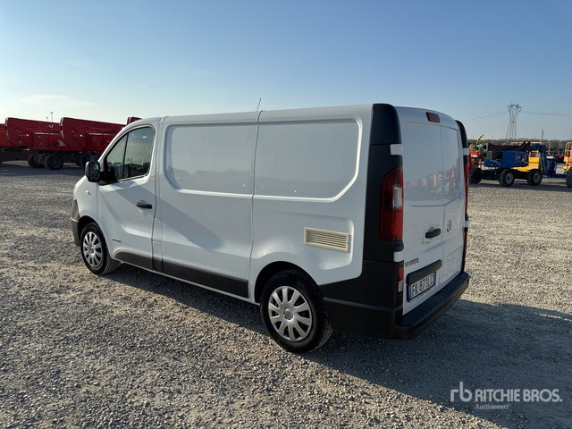 2017 Nissan NV300 Autocarro furgonato - Malá dodávka: obrázek 3 2017 Nissan NV300 Autocarro furgonato - Malá dodávka: obrázek 3