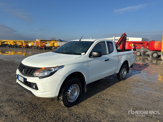 2018 Mitsubishi L200 Extended Cab 2.4 DI-D CLUB CAB ... Pickup - Pick-up: obrázek 1 2018 Mitsubishi L200 Extended Cab 2.4 DI-D CLUB CAB ... Pickup - Pick-up: obrázek 1