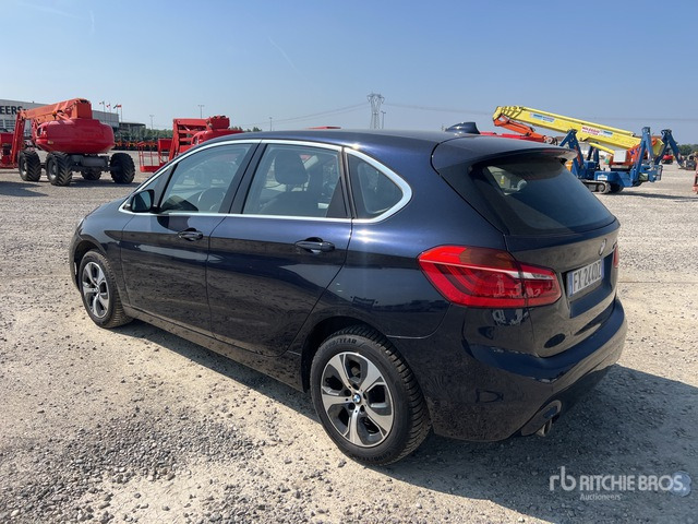 2019 BMW 216D ACTIVE TOURER 216D BUSINESS Automobile - Osobní auto: obrázek 3 2019 BMW 216D ACTIVE TOURER 216D BUSINESS Automobile - Osobní auto: obrázek 3
