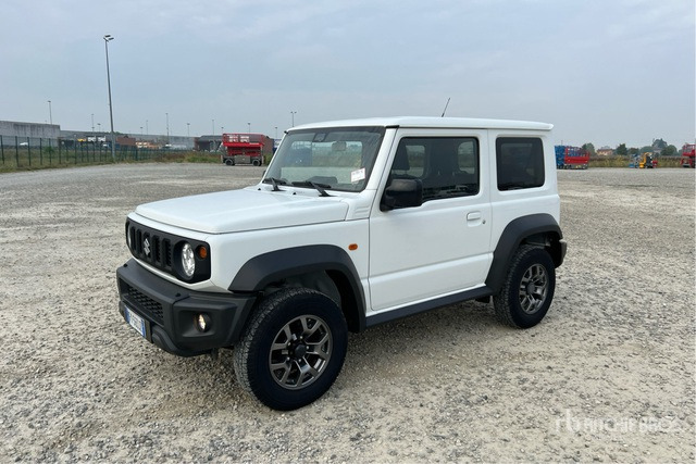 2019 Suzuki Jimny 1.5 Top 4wd allgrip 75KW/102CV SUV - SUV: obrázek 3 2019 Suzuki Jimny 1.5 Top 4wd allgrip 75KW/102CV SUV - SUV: obrázek 3