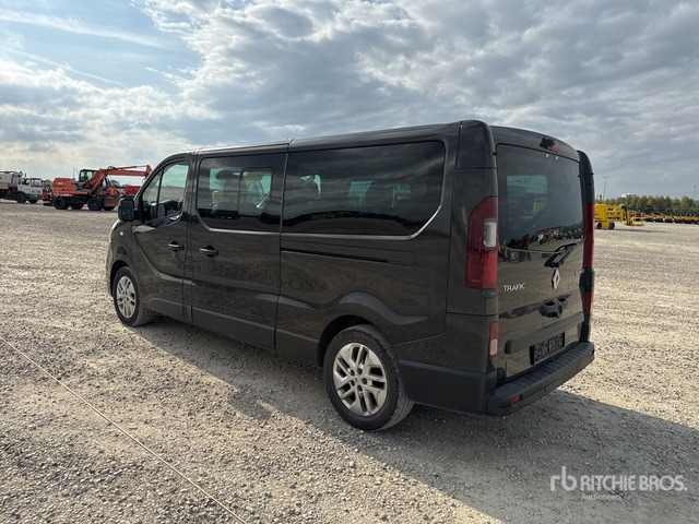 2020 Renault Trafic 9-Seat Long Version Bus - Minibus, Mikrobus: obrázek 4 2020 Renault Trafic 9-Seat Long Version Bus - Minibus, Mikrobus: obrázek 4