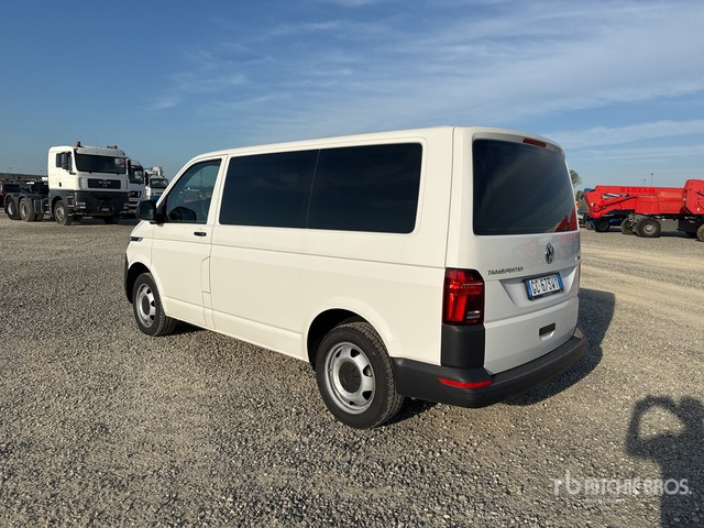 2020 Volkswagen Transporter 2.0 TDI BlueMotion SCR 110kW DSG Van Truck - Furgon: obrázek 3 2020 Volkswagen Transporter 2.0 TDI BlueMotion SCR 110kW DSG Van Truck - Furgon: obrázek 3