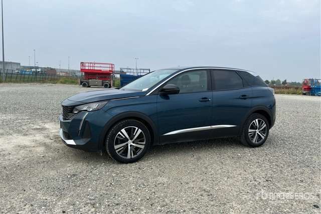 2022 Peugeot 3008 BLUEHDI 130 SeS ALLURE SUV - SUV: obrázek 3 2022 Peugeot 3008 BLUEHDI 130 SeS ALLURE SUV - SUV: obrázek 3