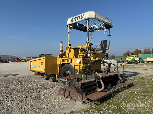 Bitelli BB30 Asphalt Paver - Finišér: obrázek 2 Bitelli BB30 Asphalt Paver - Finišér: obrázek 2