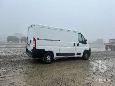 FIAT DUCATO - Skříňový nákladní auto: obrázek 4 FIAT DUCATO - Skříňový nákladní auto: obrázek 4
