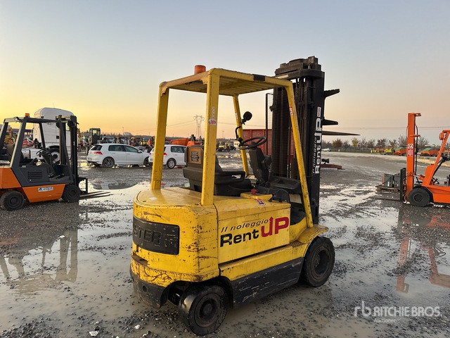 Hyster J2.50XM Electric Forklift - Elektrický vysokozdvižný vozík: obrázek 3 Hyster J2.50XM Electric Forklift - Elektrický vysokozdvižný vozík: obrázek 3