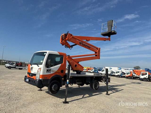 Nissan Cabstar 35.12 Piattaforma autocarrata - Autoplošina: obrázek 2 Nissan Cabstar 35.12 Piattaforma autocarrata - Autoplošina: obrázek 2