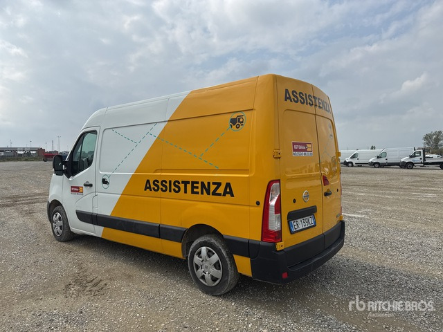 Nissan NV400 Autocarro furgonato - Malá dodávka: obrázek 2 Nissan NV400 Autocarro furgonato - Malá dodávka: obrázek 2