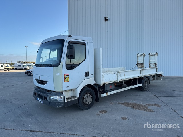 2001 Renault Midlum 180 4x2 Camion Plateau 4x2 Flatbed Truck - Nákladní automobil valníkový/ Plošinový: obrázek 1 2001 Renault Midlum 180 4x2 Camion Plateau 4x2 Flatbed Truck - Nákladní automobil valníkový/ Plošinový: obrázek 1